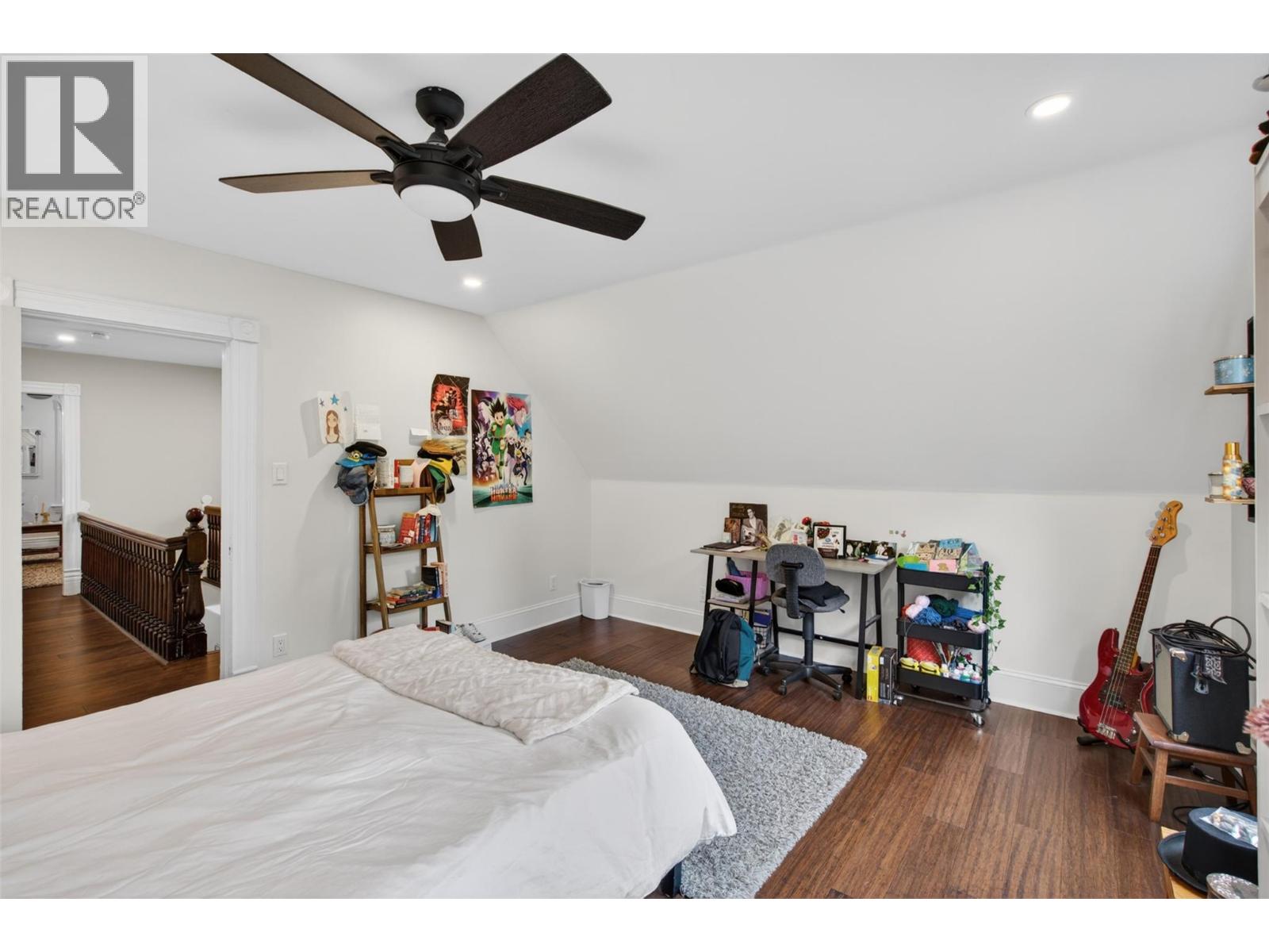 2901 23 Street - 50