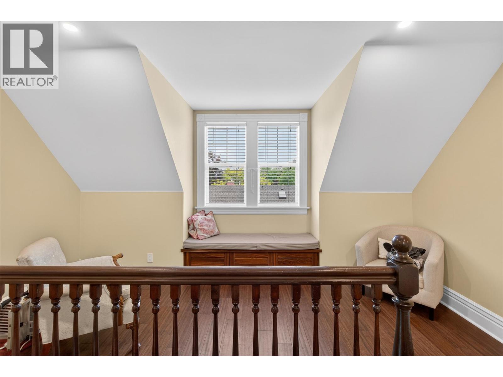 2901 23 Street - 47