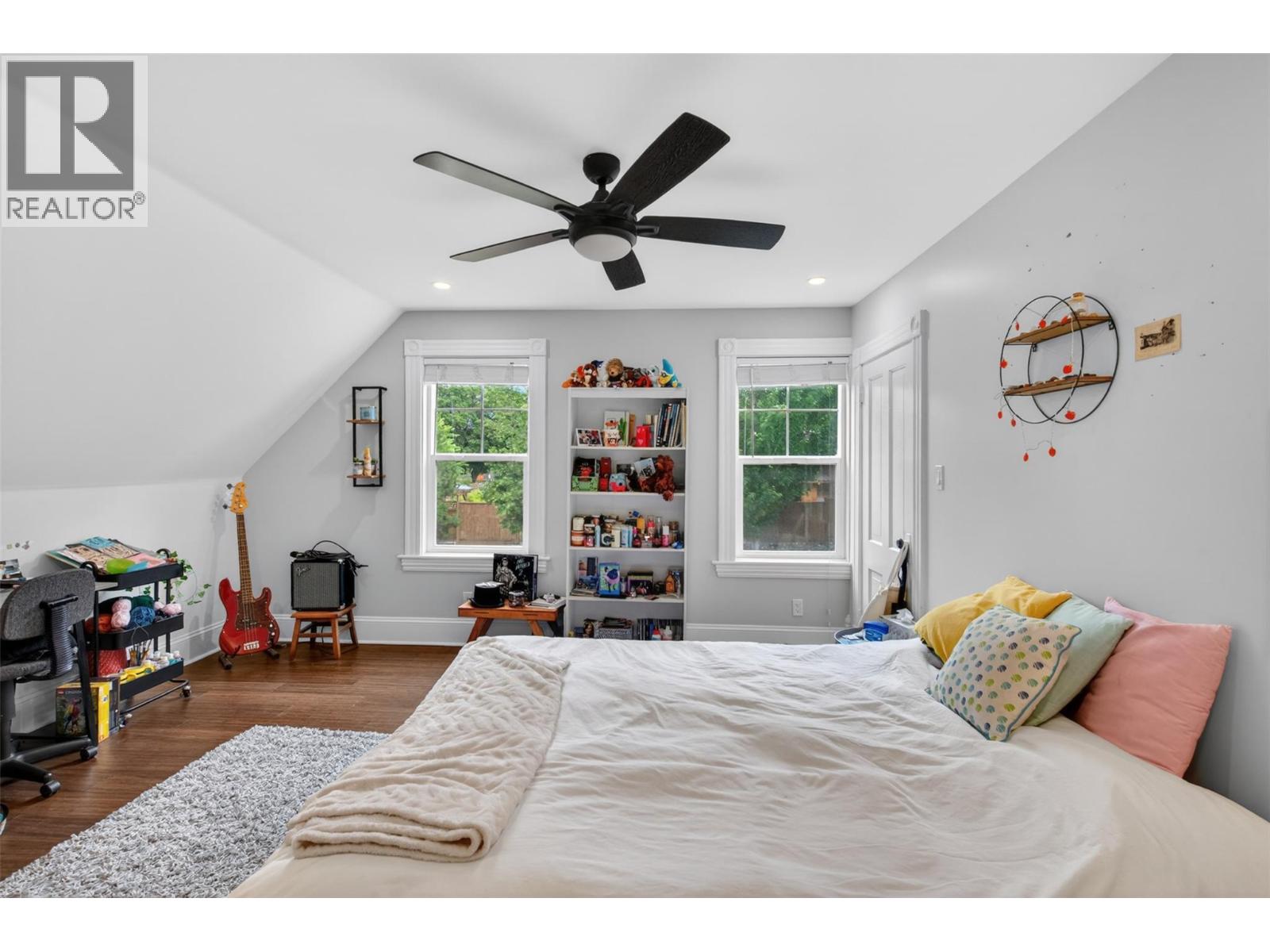 2901 23 Street - 49