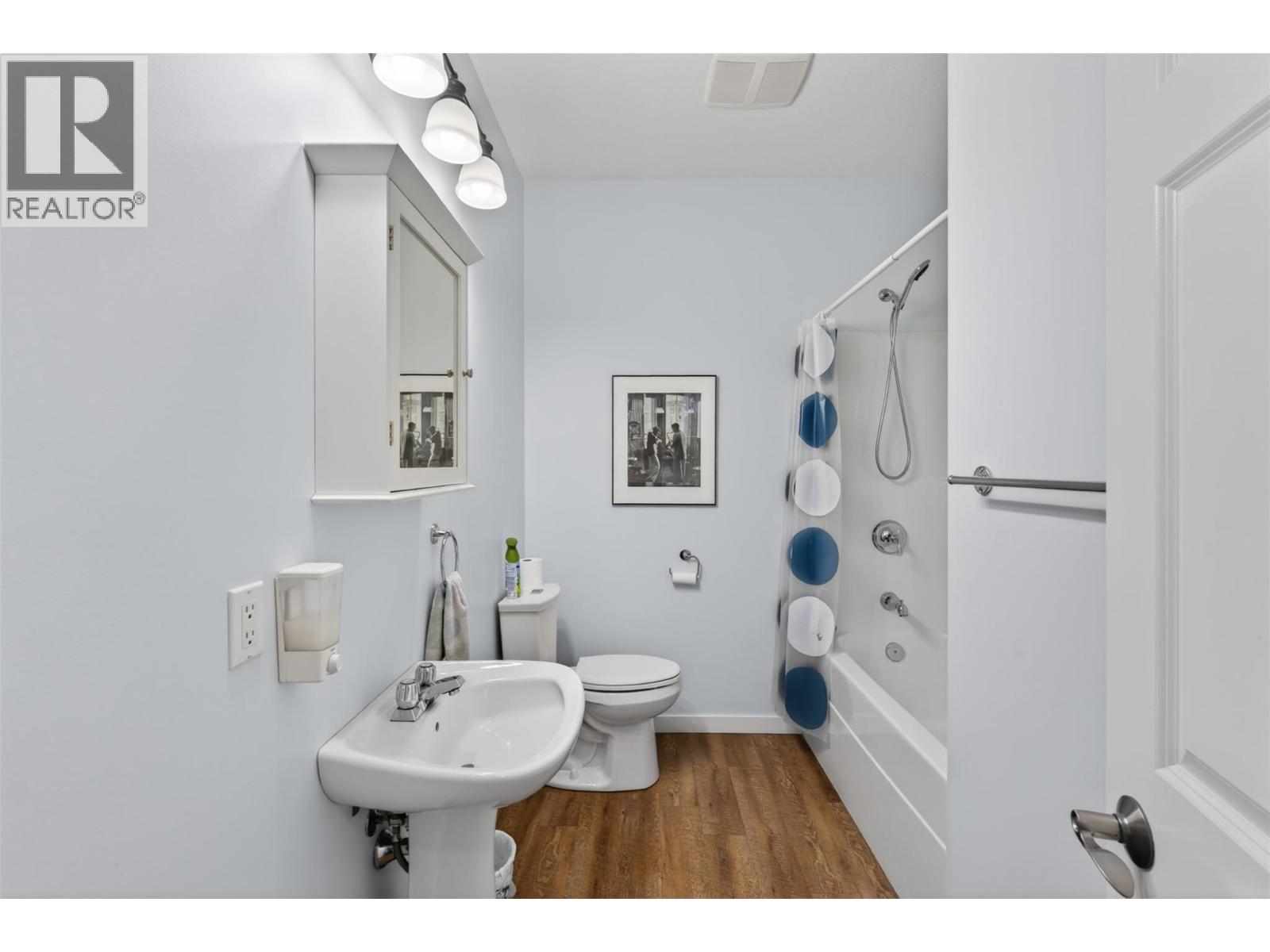 2901 23 Street - 60