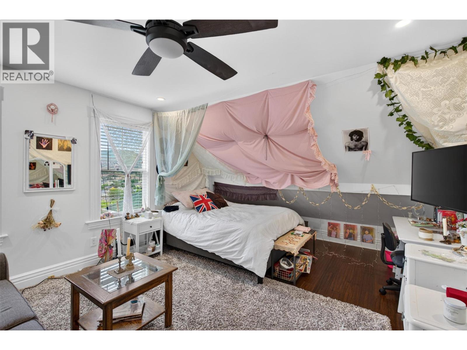 2901 23 Street - 54