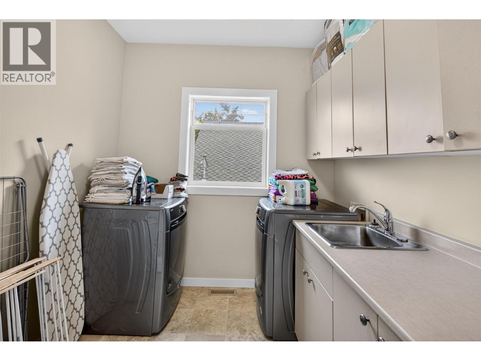 2901 23 Street - 70