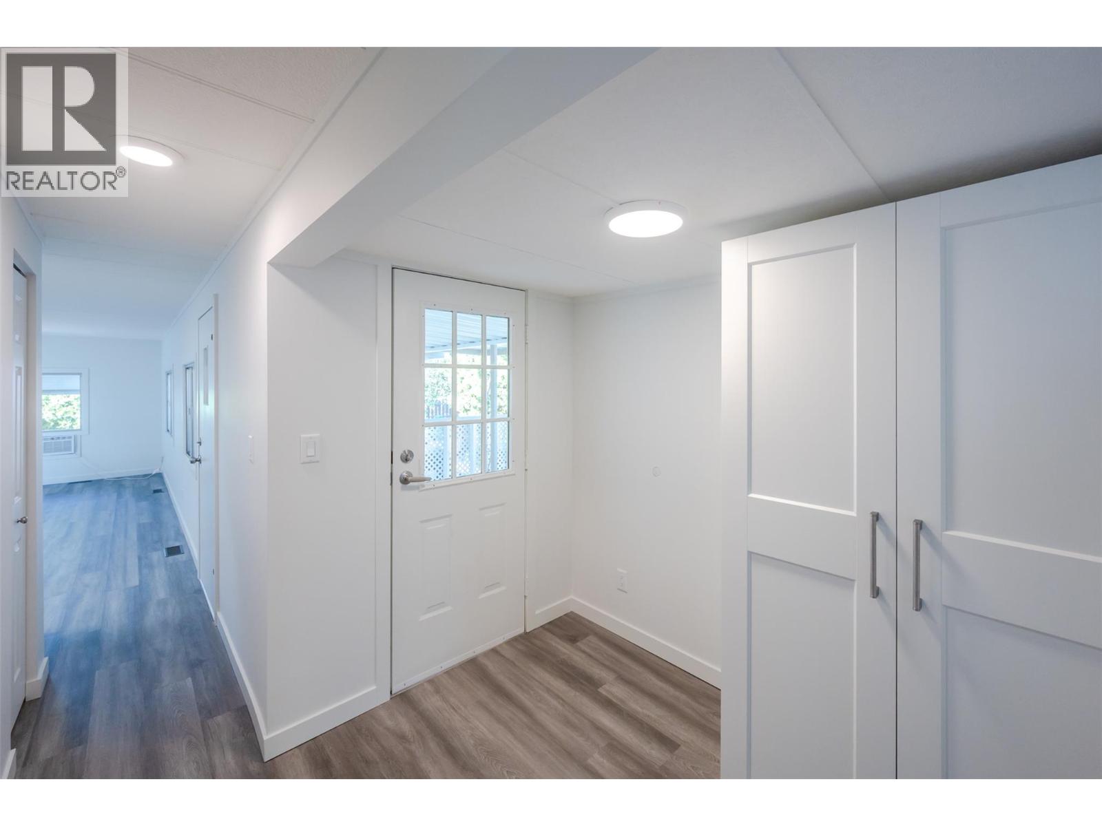 #14 197 Dauphin Avenue - 14