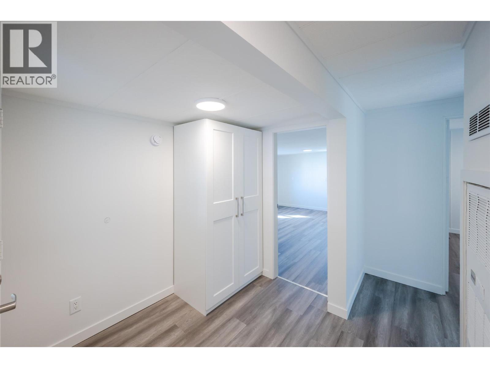 #14 197 Dauphin Avenue - 15