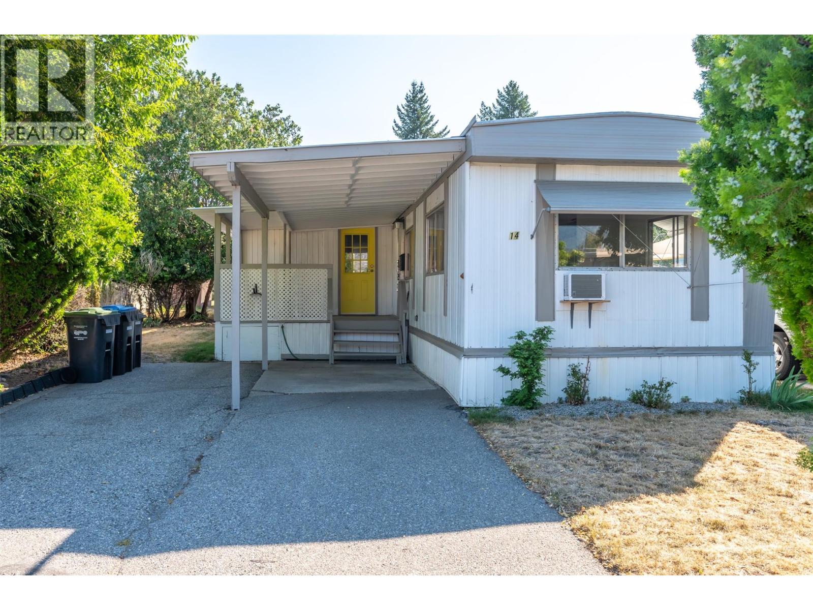 #14 197 Dauphin Avenue - 10