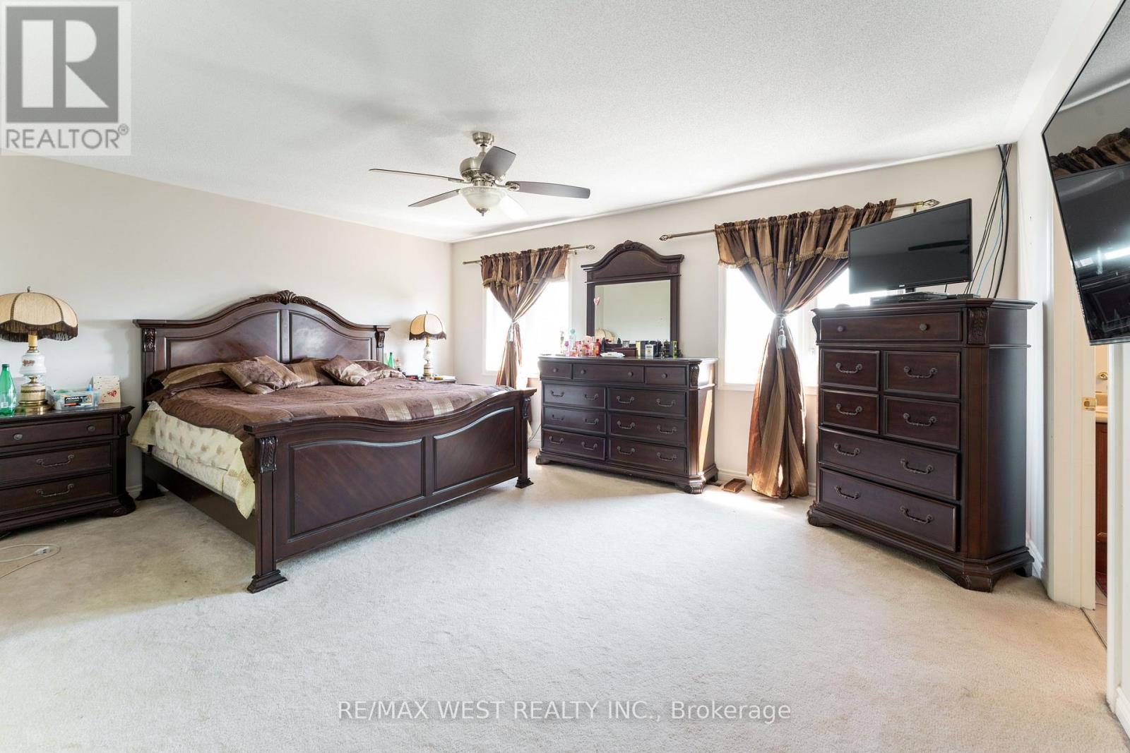 160 MILLBURN DRIVE - 19