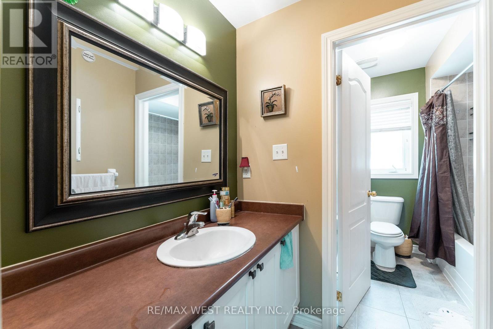 160 MILLBURN DRIVE - 25