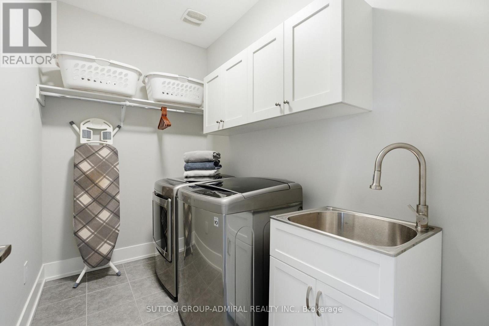 4 SABLE ROAD - 34