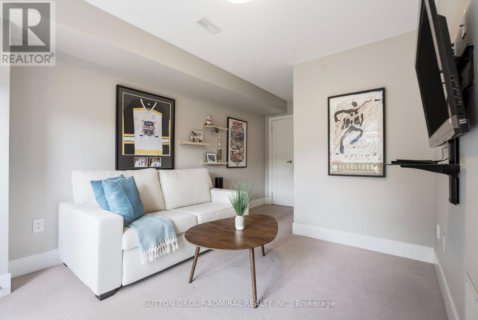 4 SABLE ROAD - 40