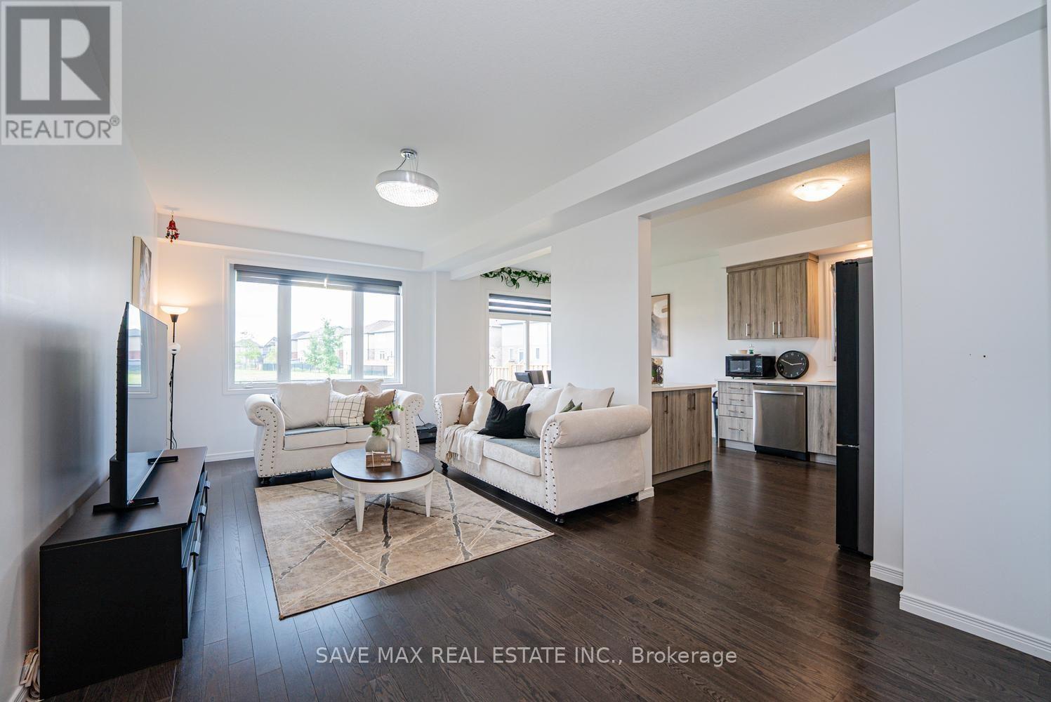 171 FREURE DRIVE - 11