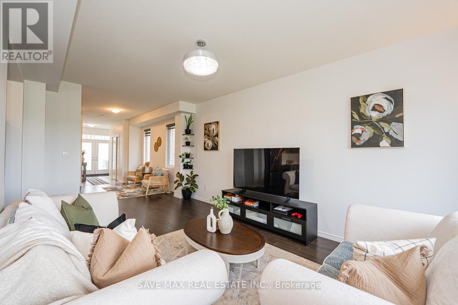 171 FREURE DRIVE - 14