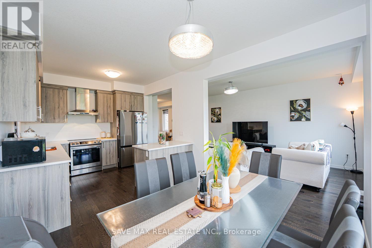 171 FREURE DRIVE - 17