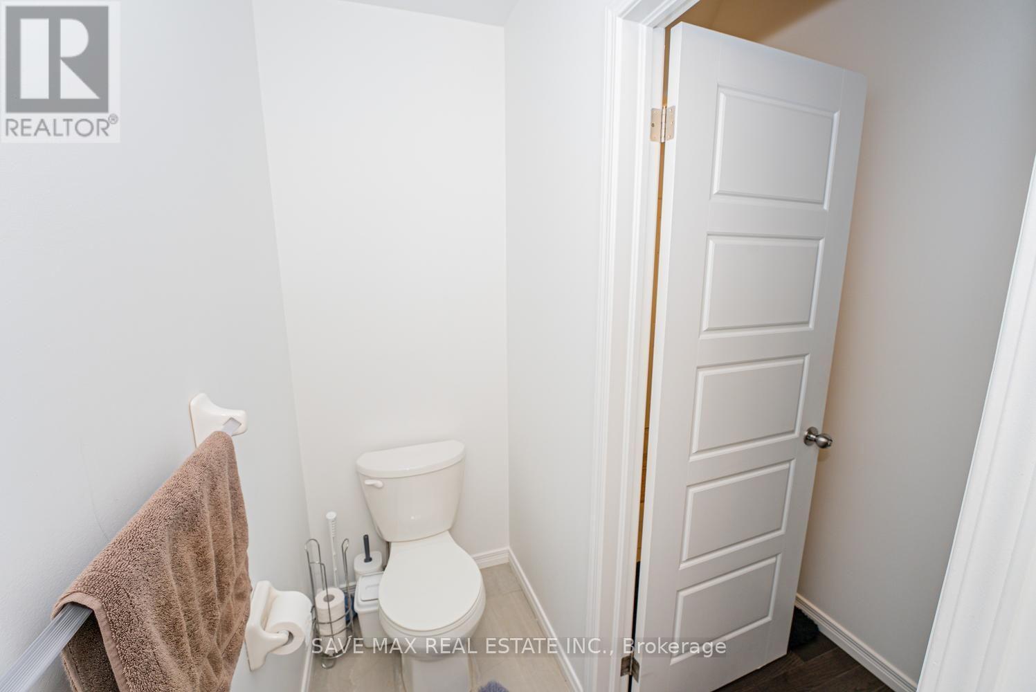 171 FREURE DRIVE - 23