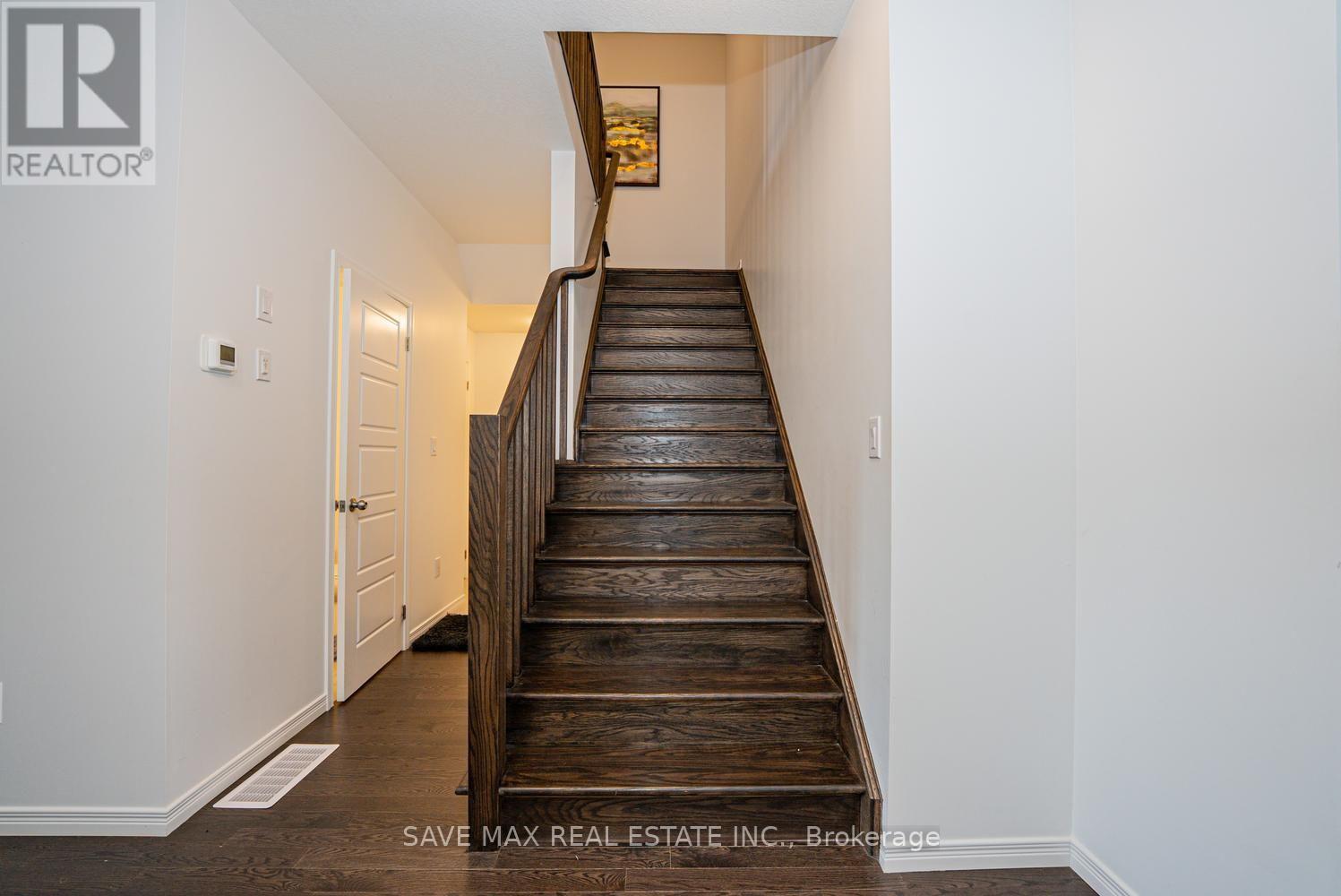 171 FREURE DRIVE - 24