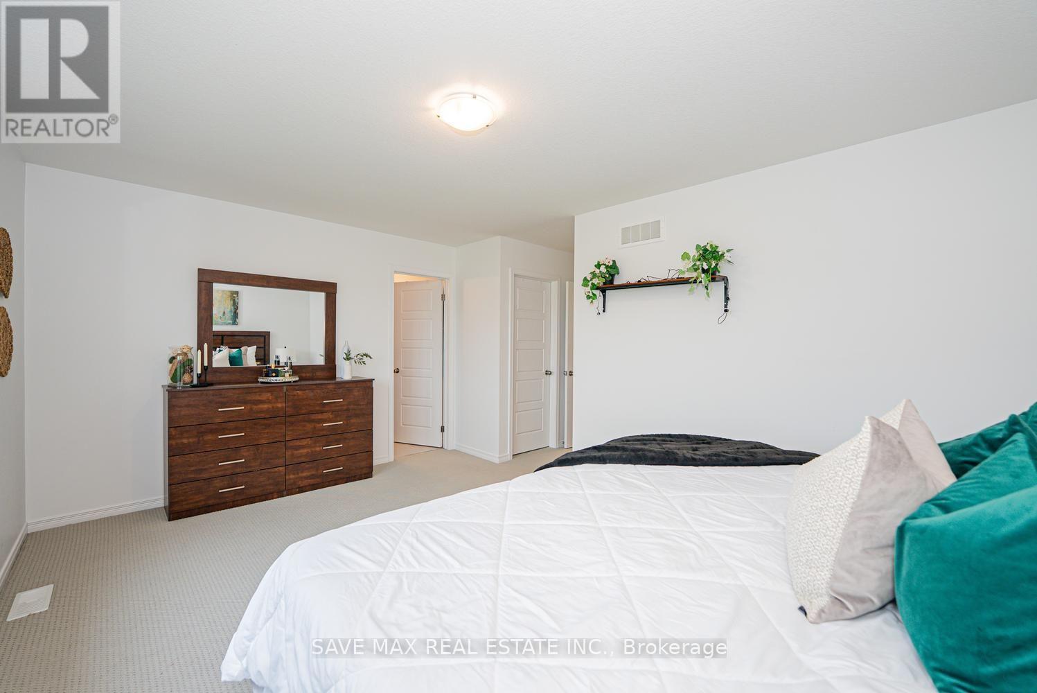 171 FREURE DRIVE - 27