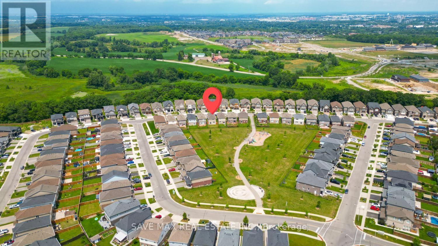 171 FREURE DRIVE - 3