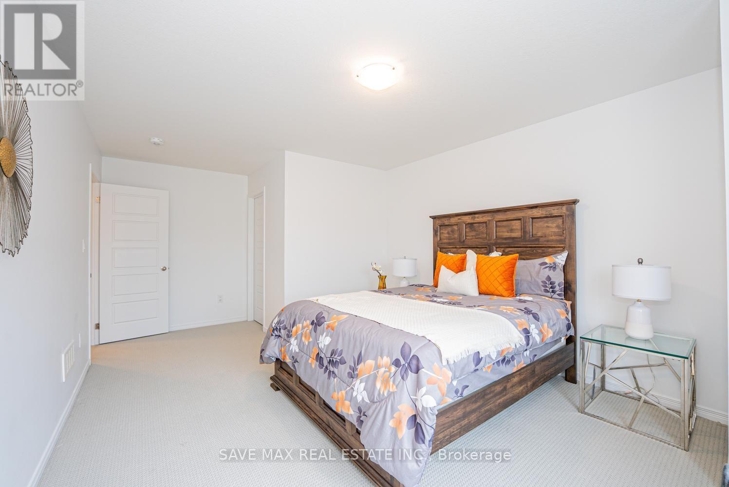 171 FREURE DRIVE - 35