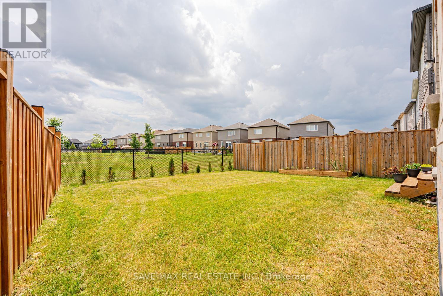171 FREURE DRIVE - 48