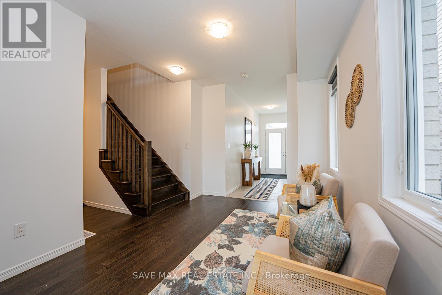 171 FREURE DRIVE - 9