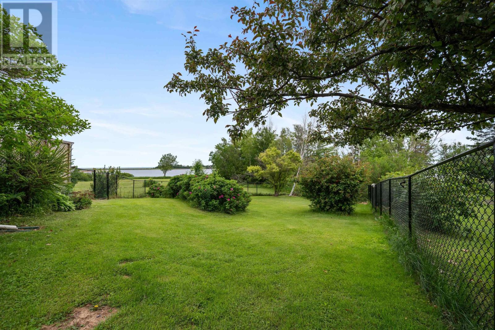 39 Arrow Head Crescent - 40