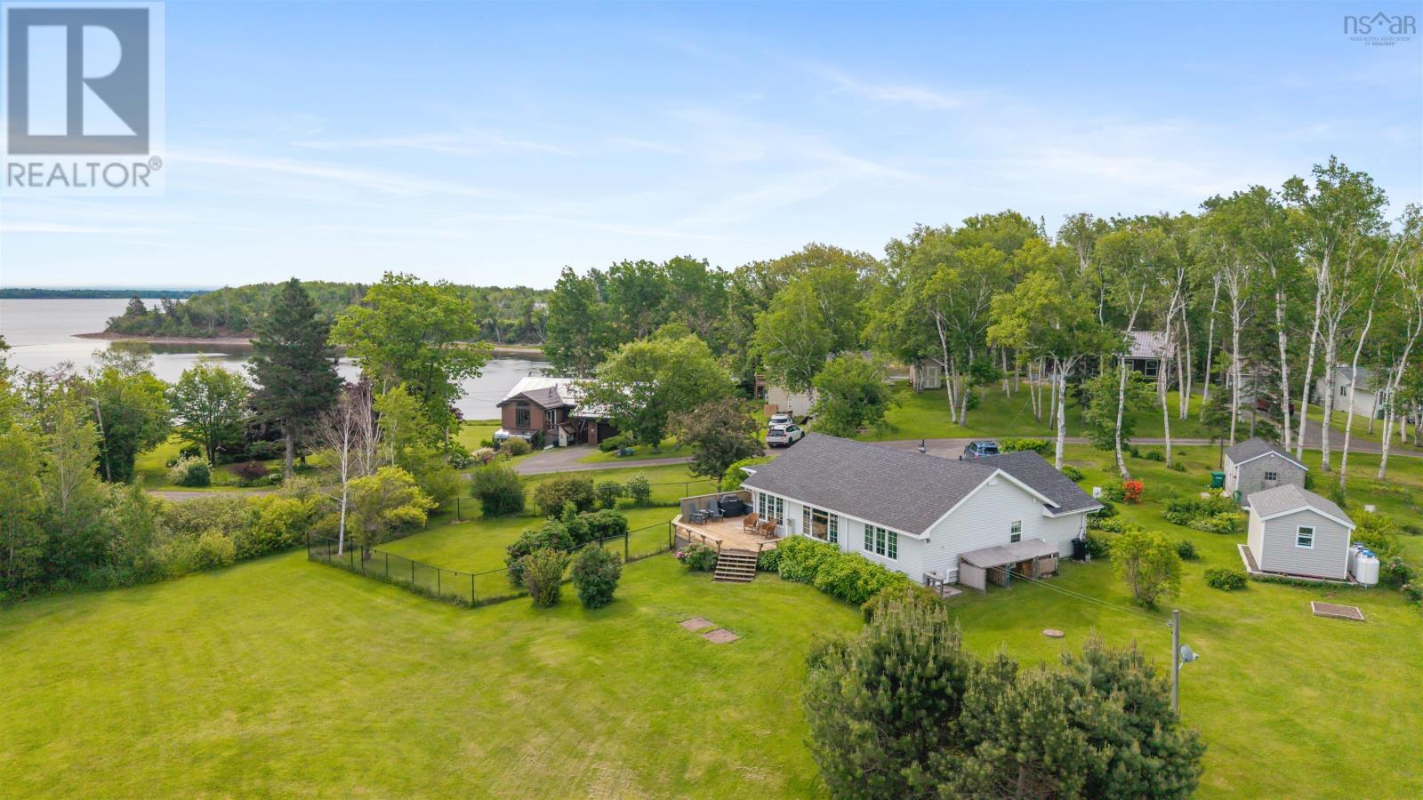 39 Arrow Head Crescent - 48