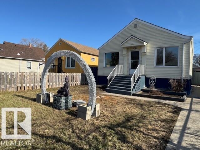 9221 110 AV NW - 2