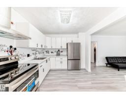 9221 110 Av Nw, Edmonton, AB T5H1H2 Photo 11