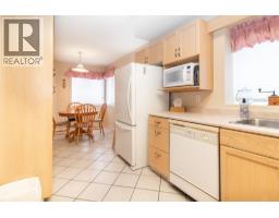 Living room - 1874 Parkview Crescent Unit# 38, Kelowna, BC V1X7G6 Photo 11