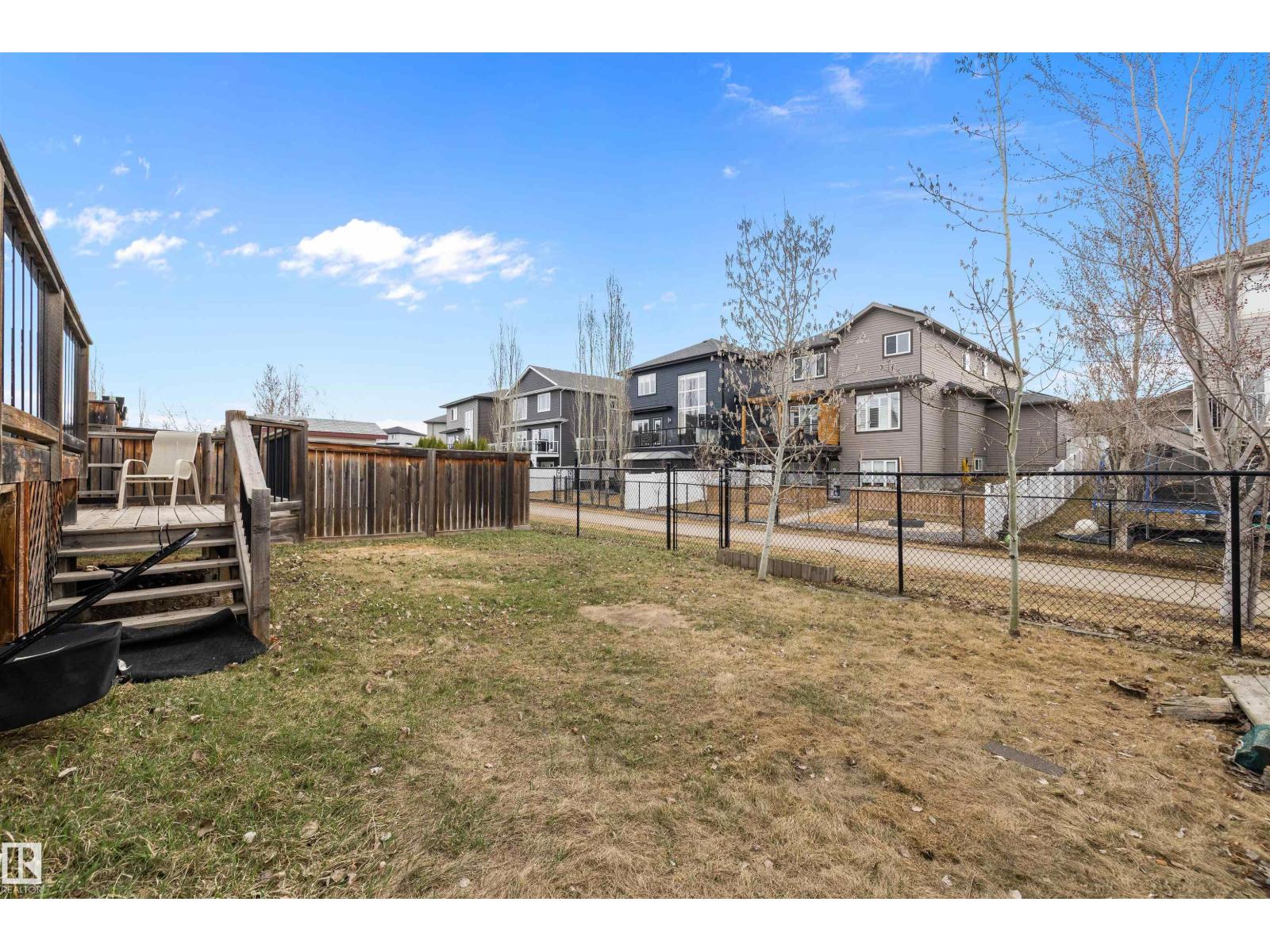 178 WOODBEND WY - 44
