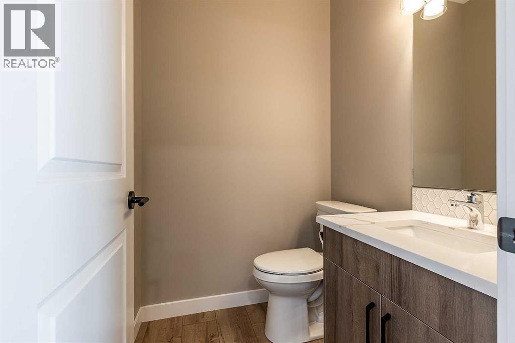 156 Somerset Way SE - 17