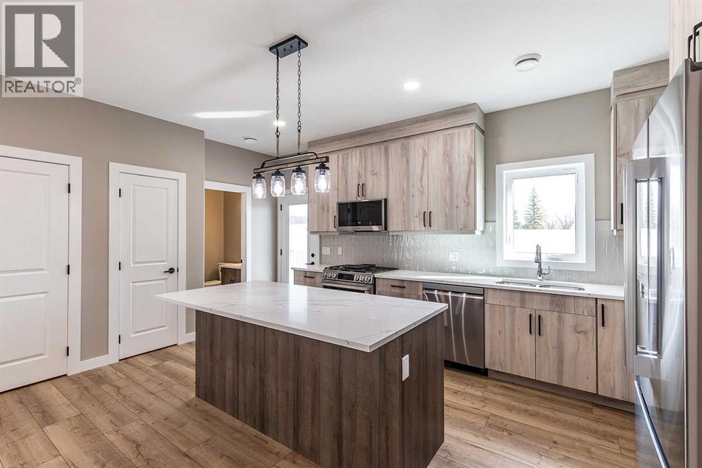 156 Somerset Way SE - 13