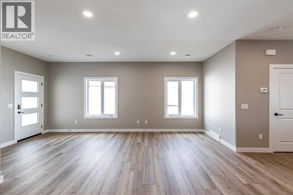 156 Somerset Way SE - 8