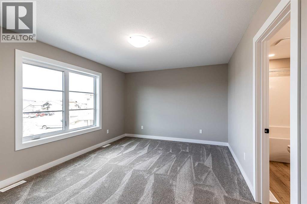 156 Somerset Way SE - 28