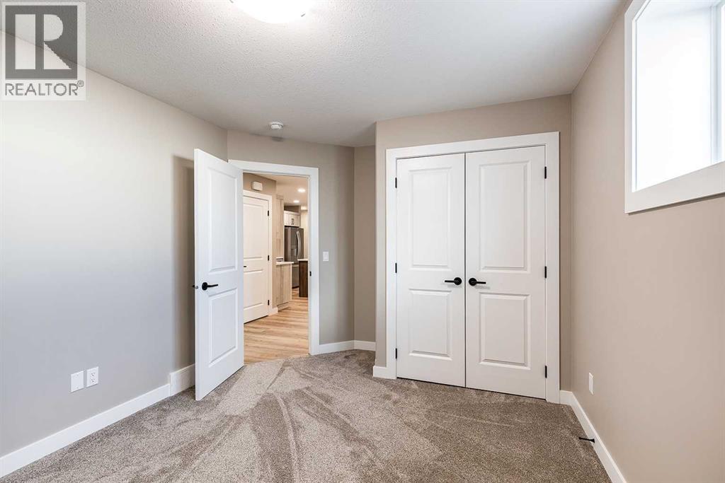 156 Somerset Way SE - 43