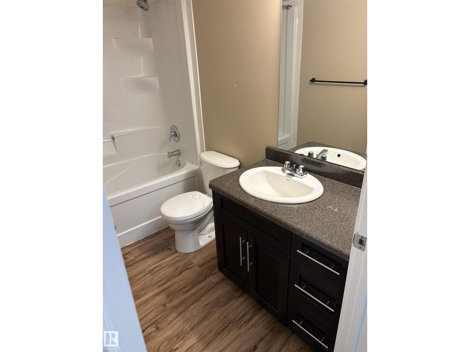 #2103 1601 8 AV - 7