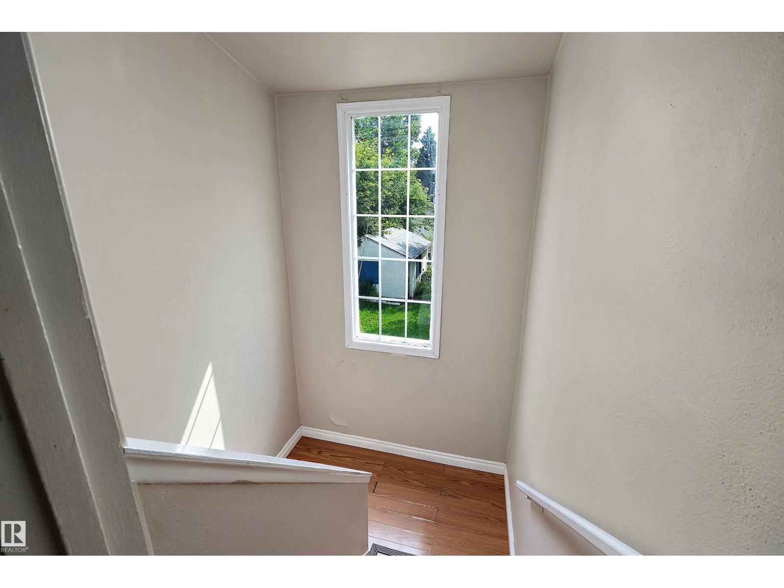 11507 123 ST NW — photo 17