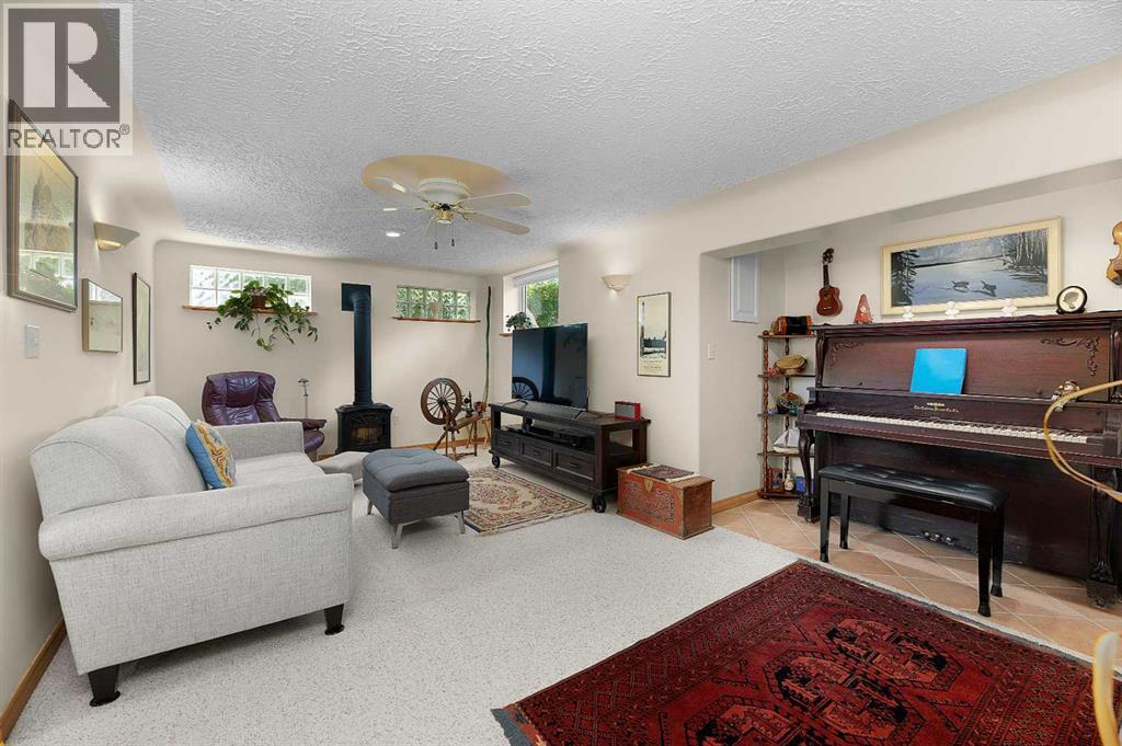 5305 44 Avenue - 29