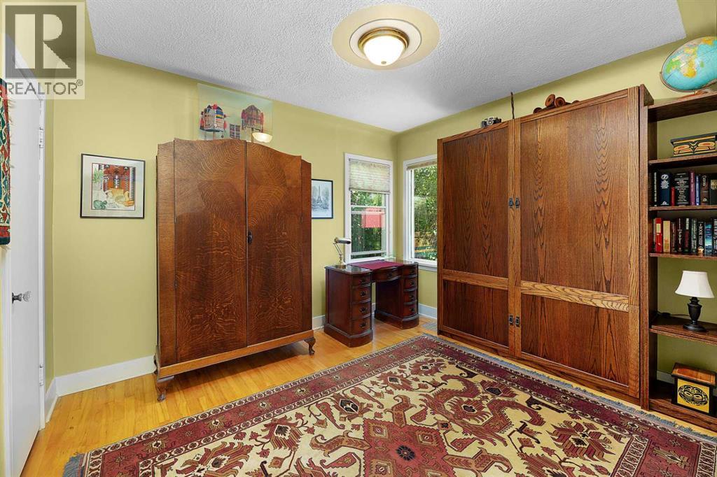 5305 44 Avenue - 24