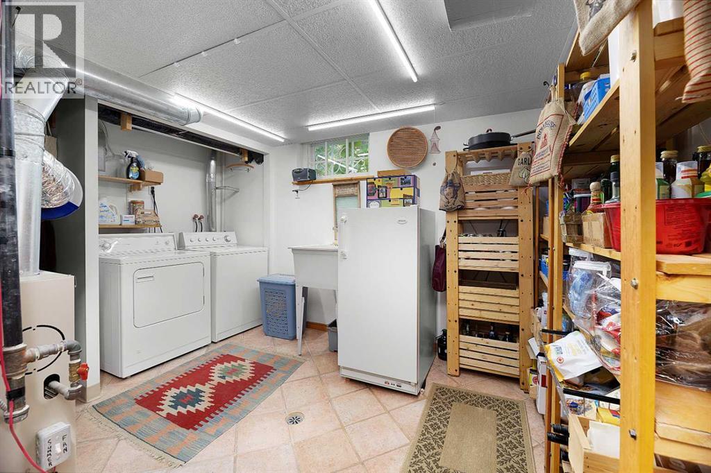 5305 44 Avenue - 32