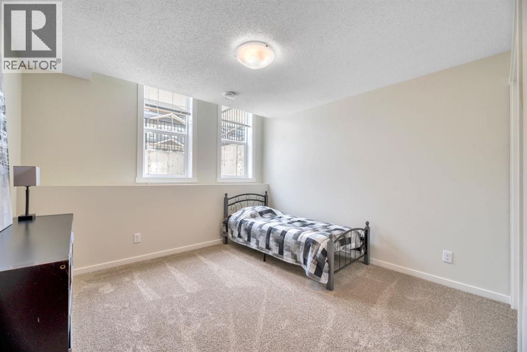 314 Cranbrook Square SE - 24