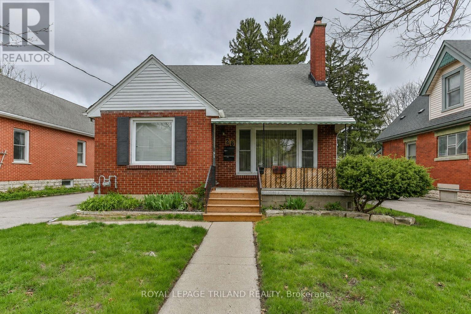 28 BEATTIE AVENUE - 1
