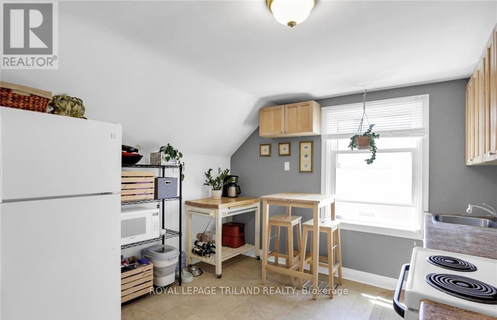 28 BEATTIE AVENUE - 24