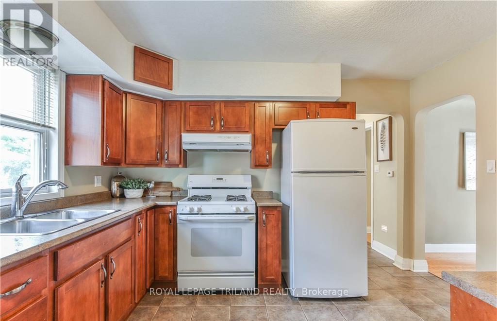 28 BEATTIE AVENUE - 6