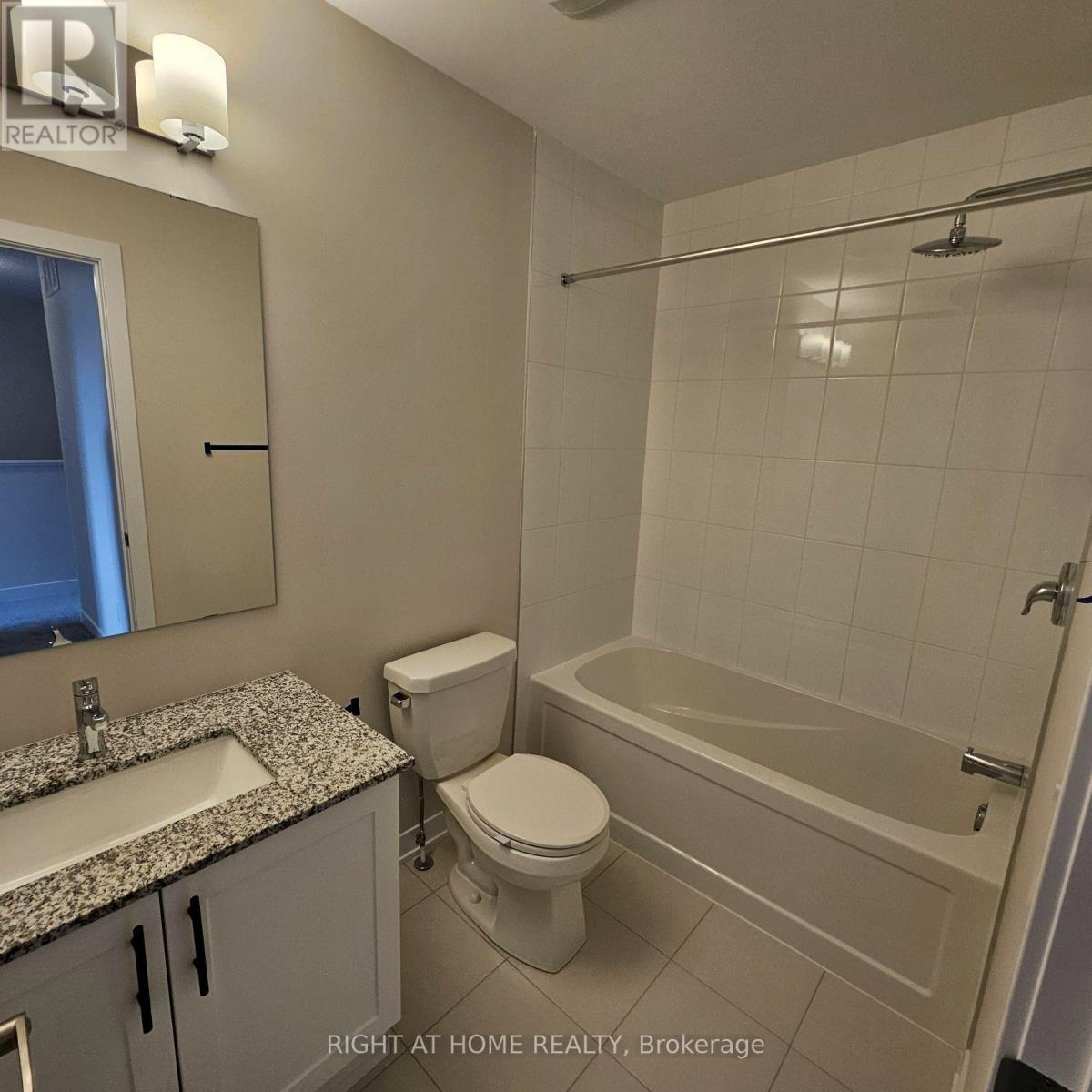 716 HAFLINGER ROW, Ottawa. Luxury613. By Peter Sagos - Image 15