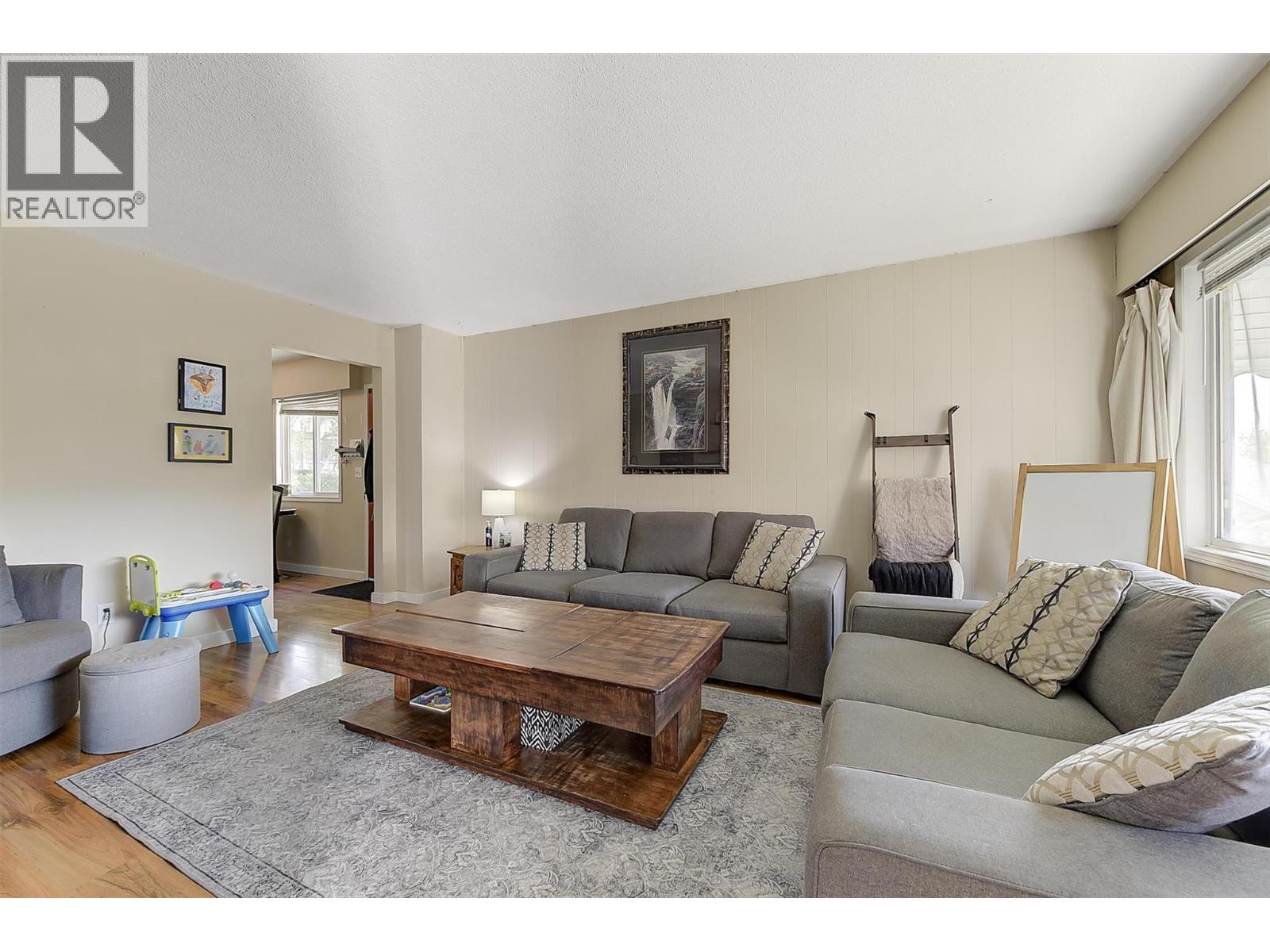 1360 Elm Street - 9