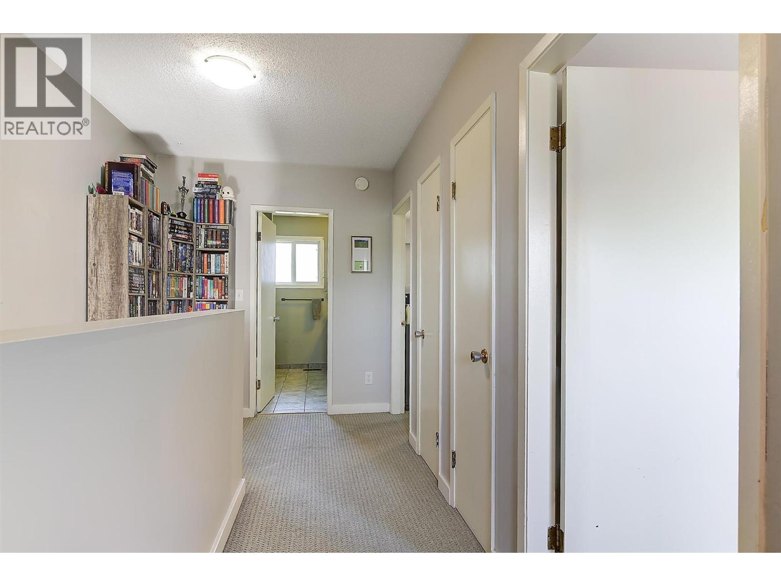 1360 Elm Street - 25