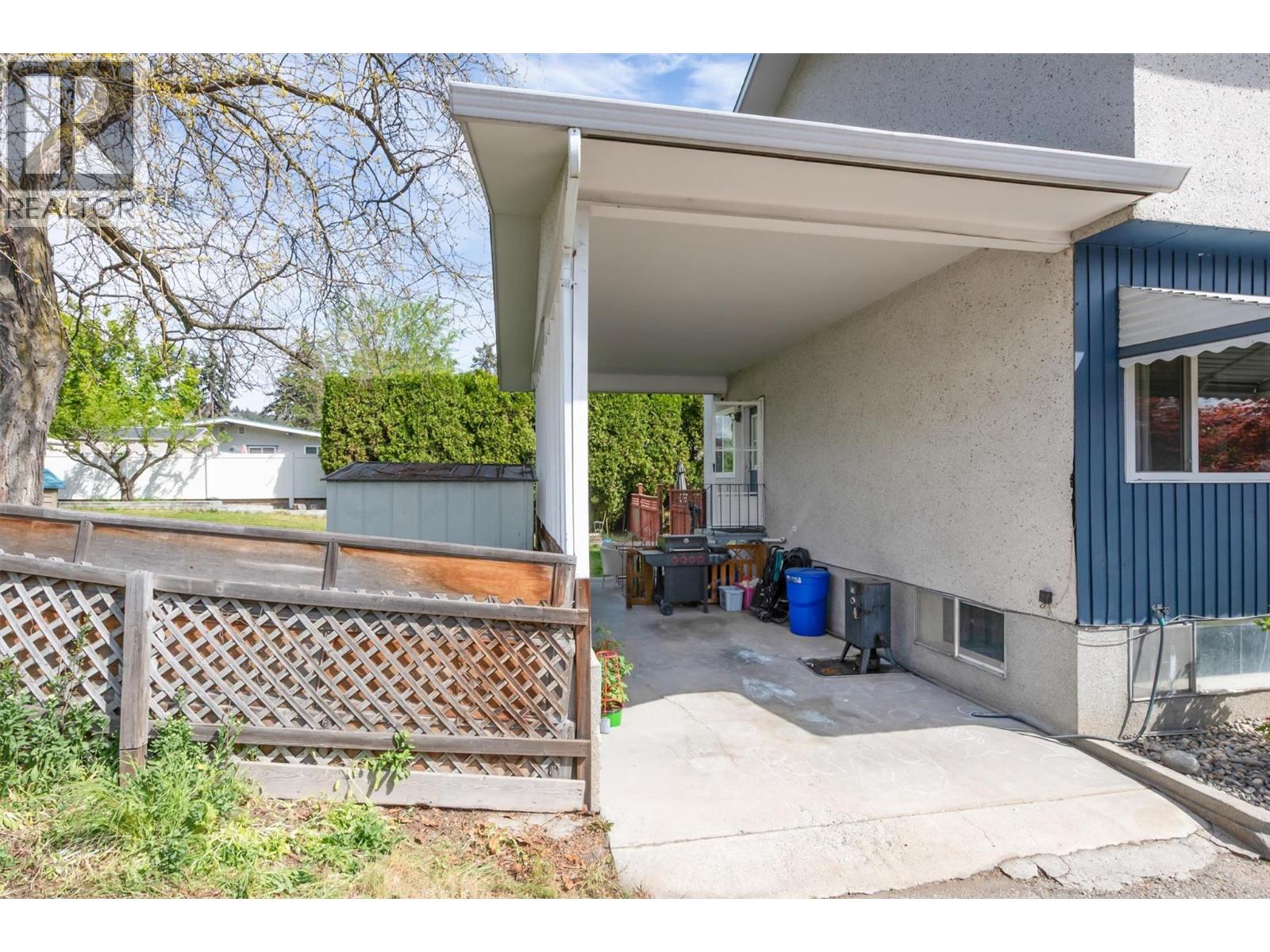 1360 Elm Street - 35
