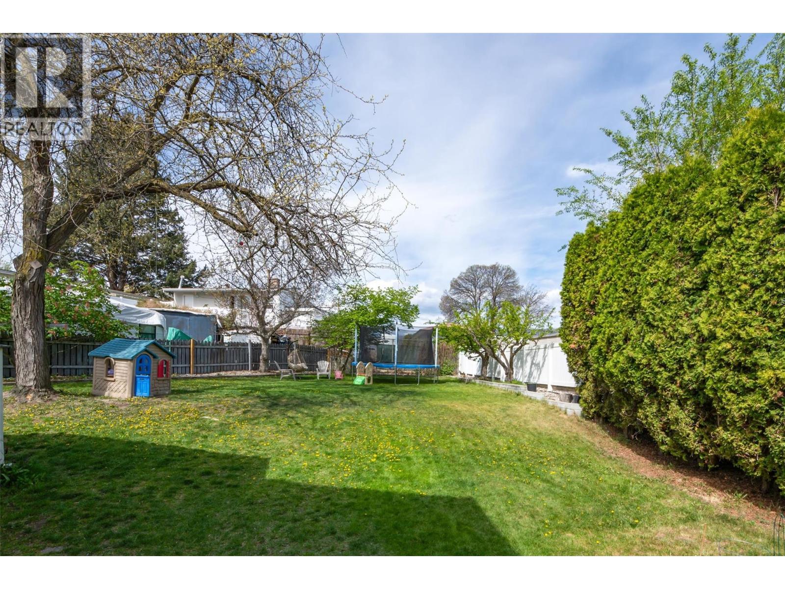  1360 Elm Street, Kelowna