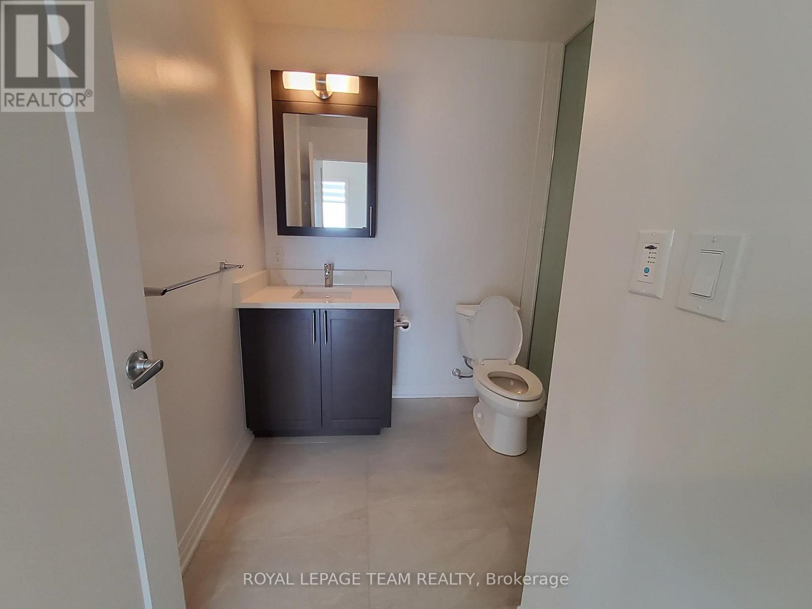 1 Bed, 1 Bath House for Rent in Ottawa – 2409 – 805 CARLING AVENUE, Ottawa – MLS# X13553340 - Image 8