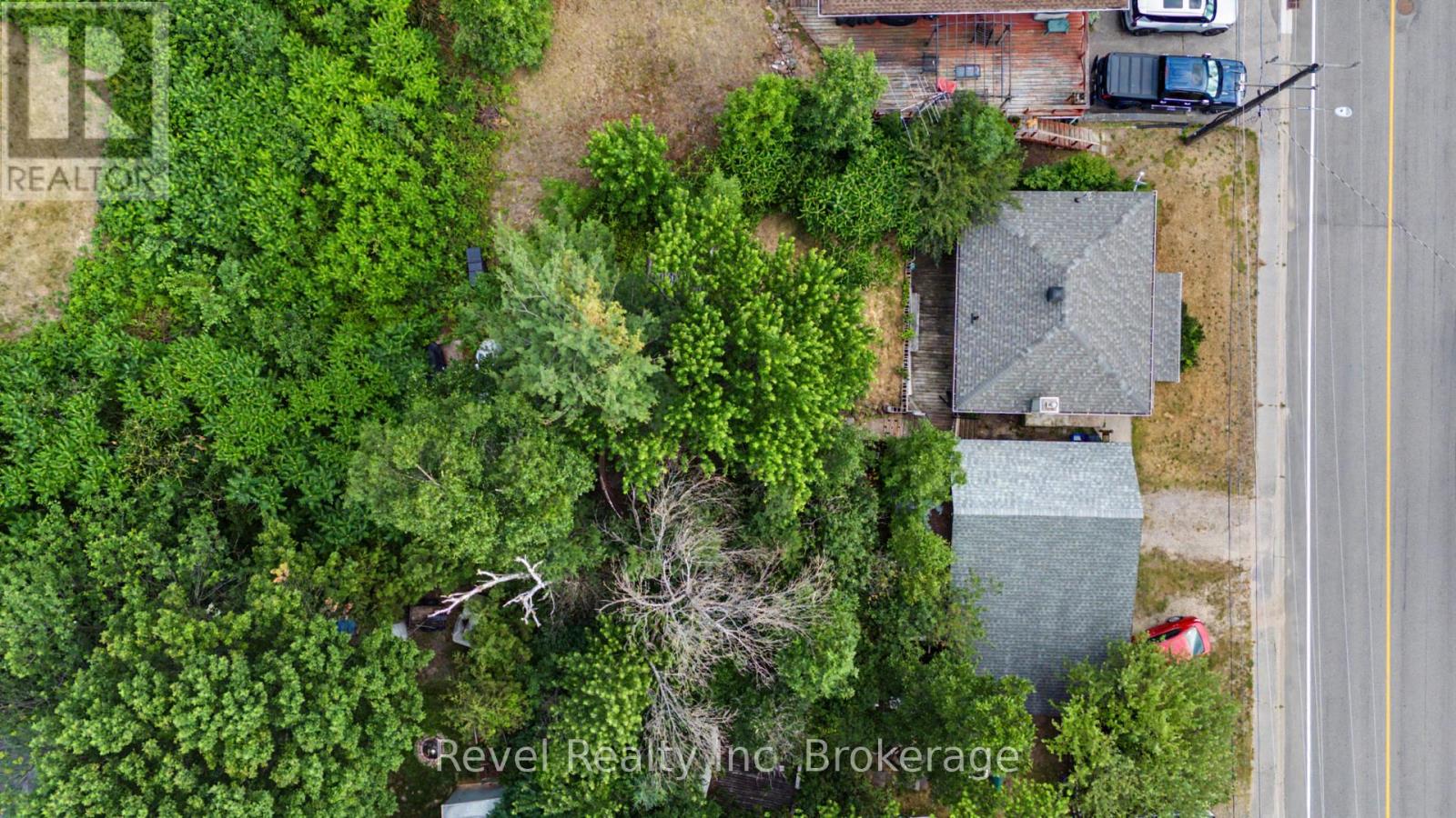 148 MAIN STREET S - 26